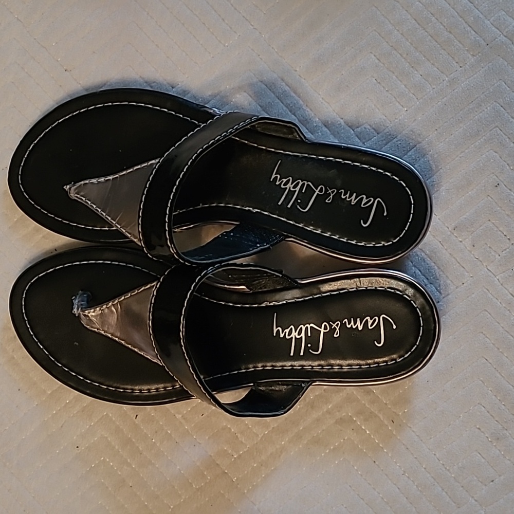 Sam & Libby Black and Silver Sandals, Size 6.5 - Picture 4 of 7